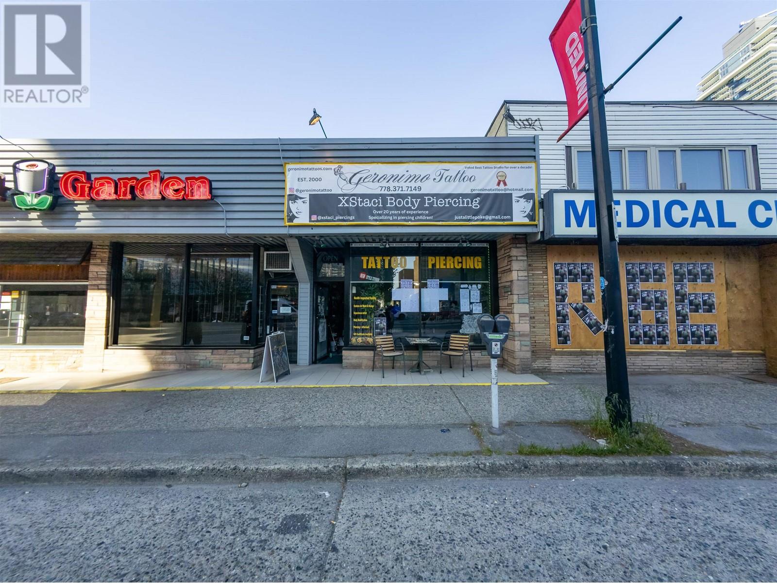 4641 KINGSWAY, burnaby, British Columbia