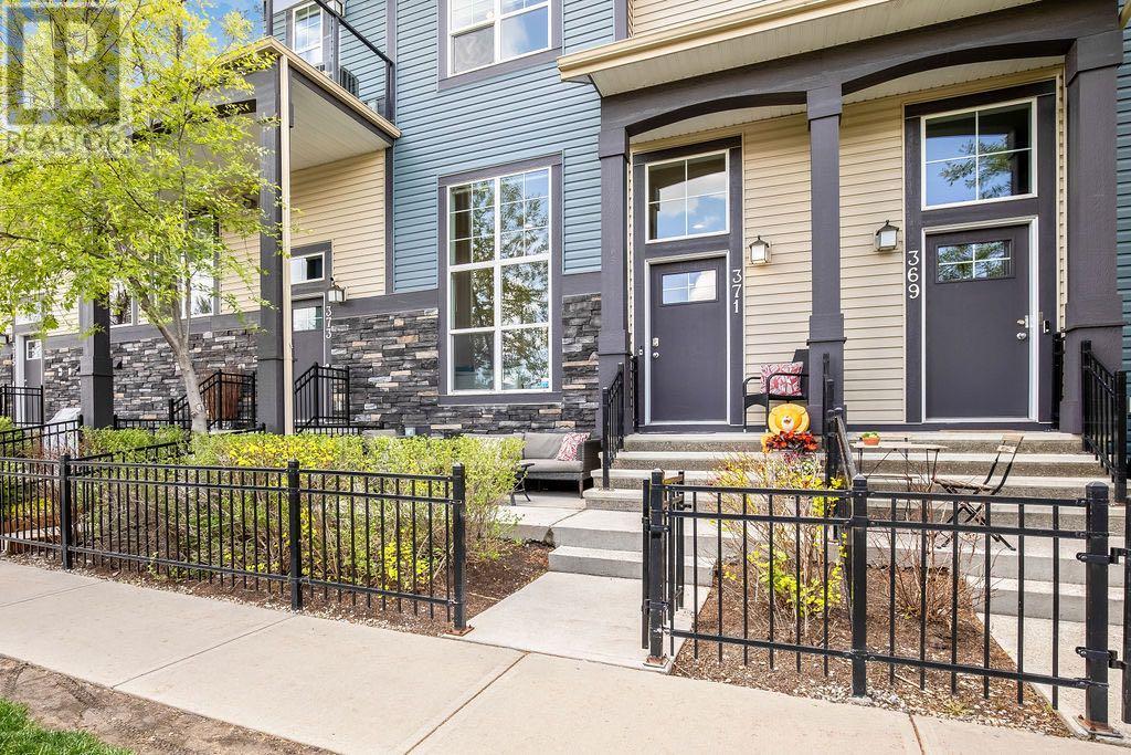 371 Mckenzie Towne Gate SE, calgary, Alberta