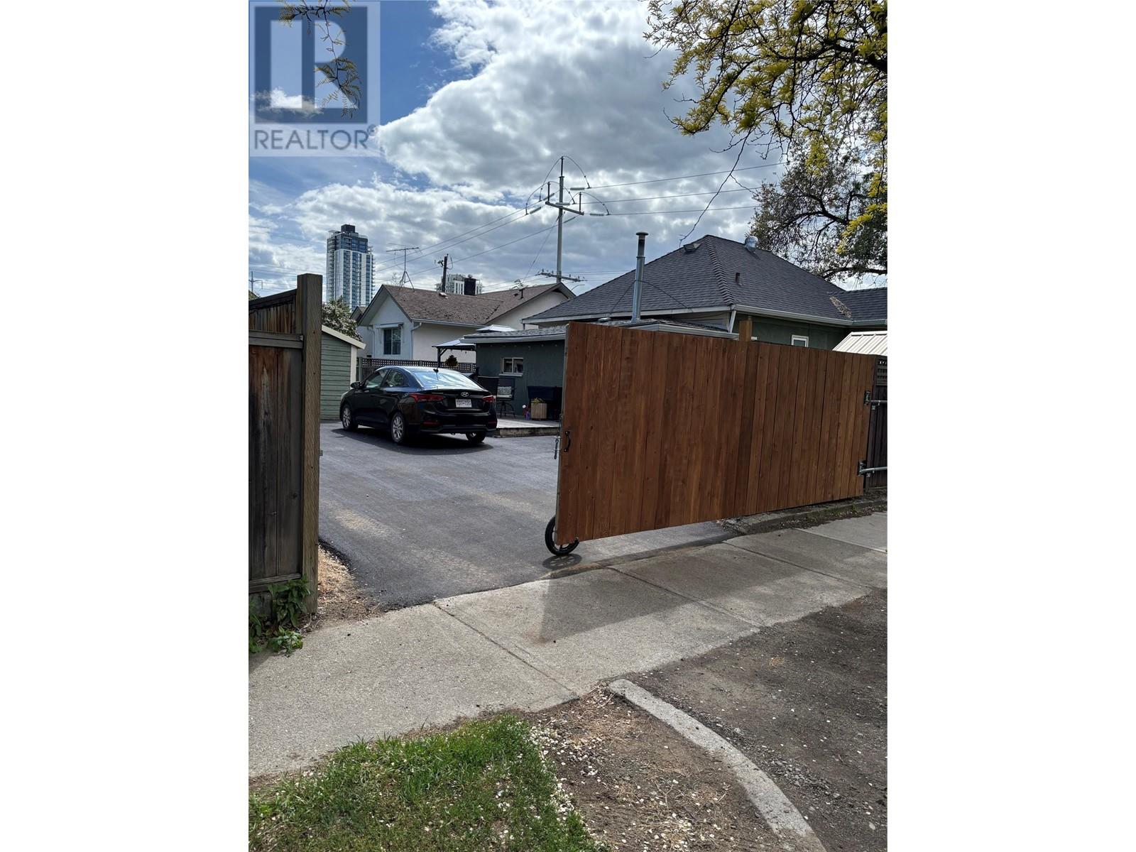 1333 Richter Street, Kelowna, British Columbia  V1Y 2L5 - Photo 14 - 10336527