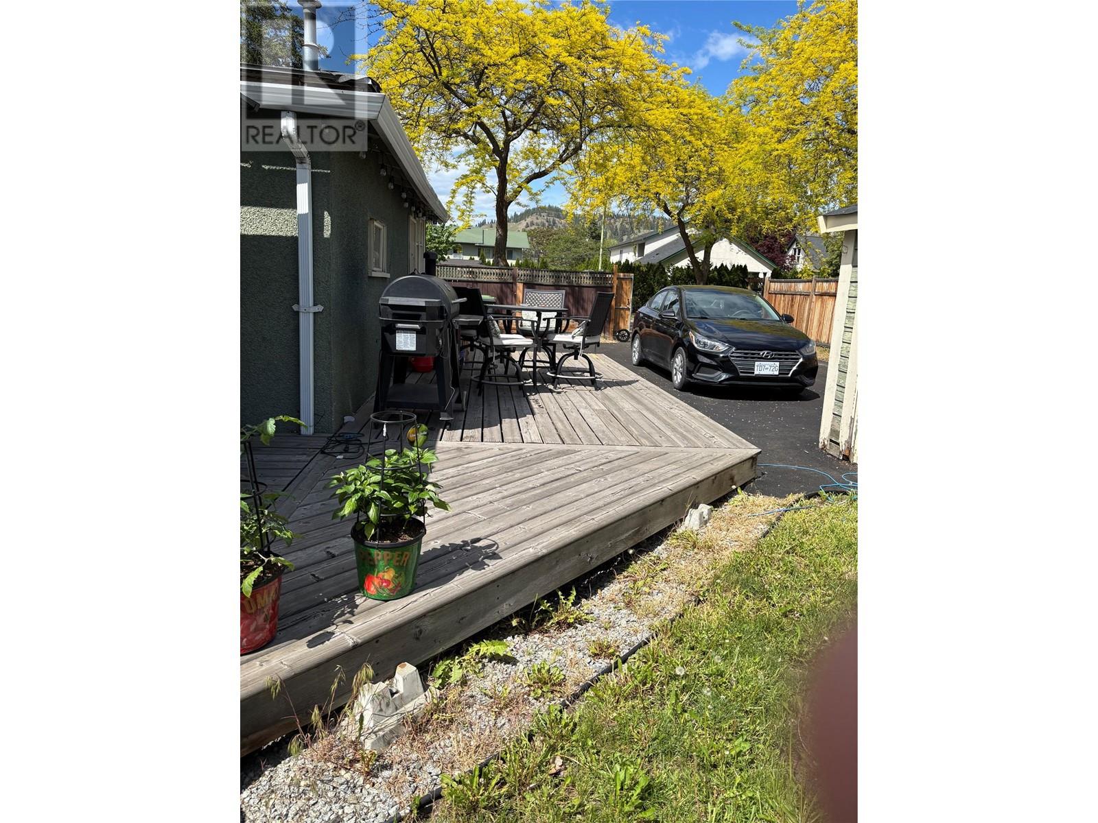 1333 Richter Street, Kelowna, British Columbia  V1Y 2L5 - Photo 10 - 10336527