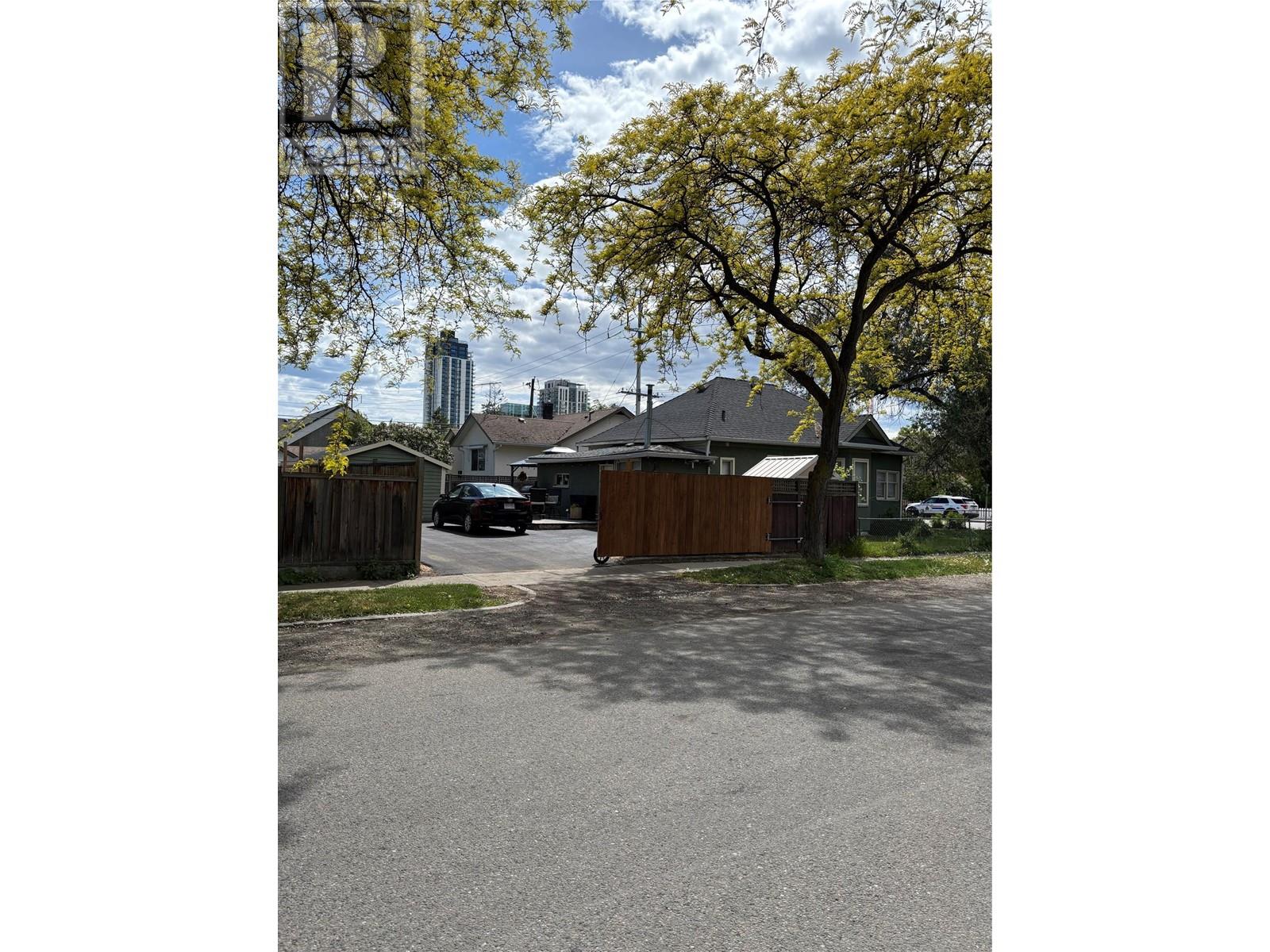 1333 Richter Street, Kelowna, British Columbia  V1Y 2L5 - Photo 43 - 10336527