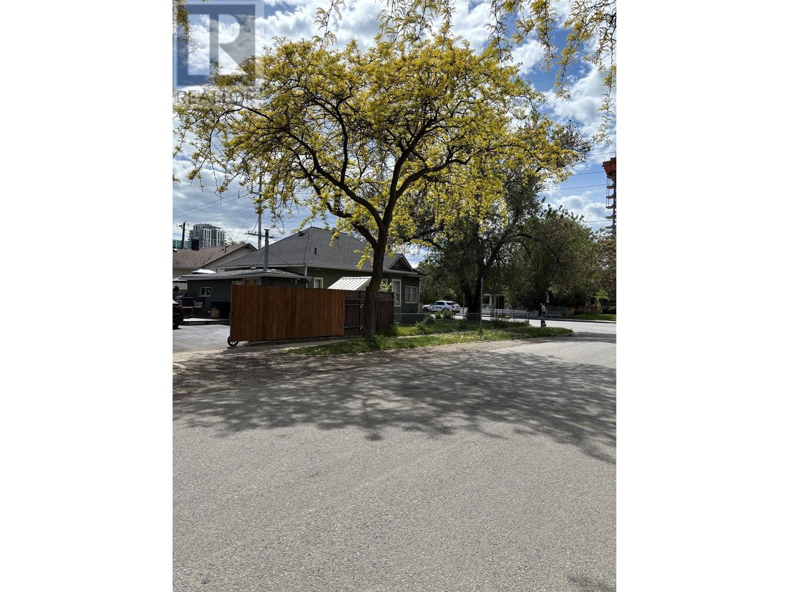 1333 Richter Street, Kelowna, British Columbia  V1Y 2L5 - Photo 44 - 10336527