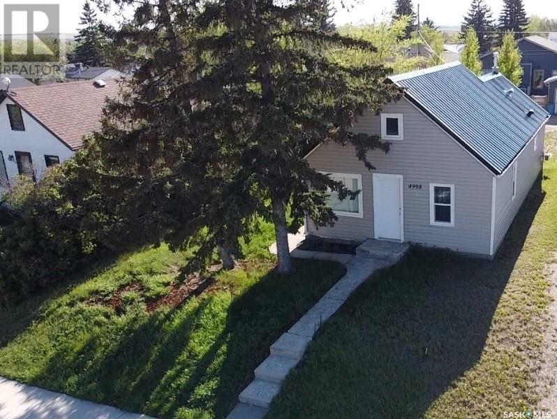 4908 Leader STREET, Macklin, Saskatchewan
