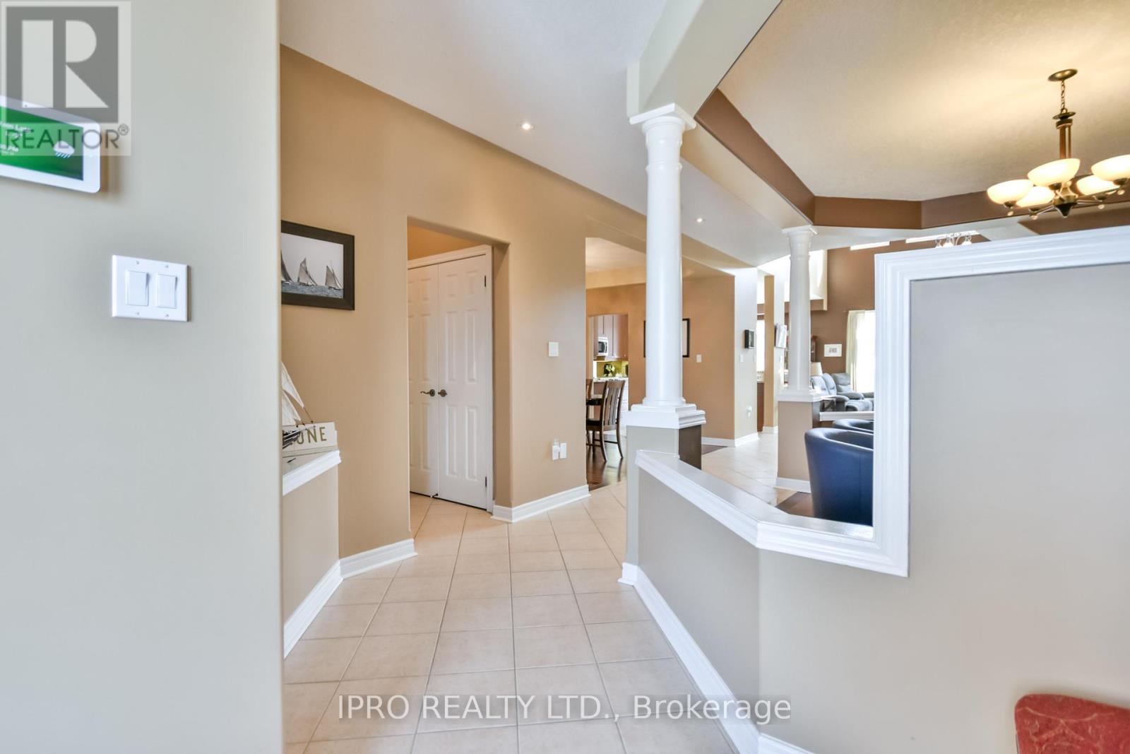 79 Sovereign's Gate, Barrie (Innis-Shore), Ontario  L4N 0Y9 - Photo 6 - S12152263
