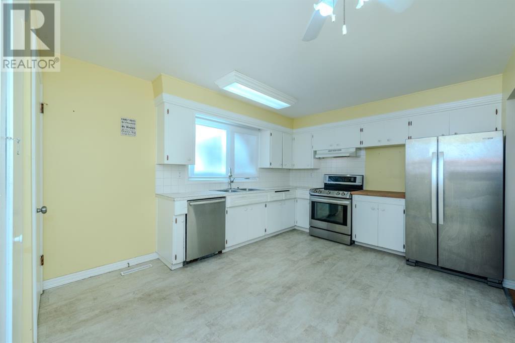2403 54 Avenue Sw, Calgary, Alberta  T3E 1M2 - Photo 13 - A2206212