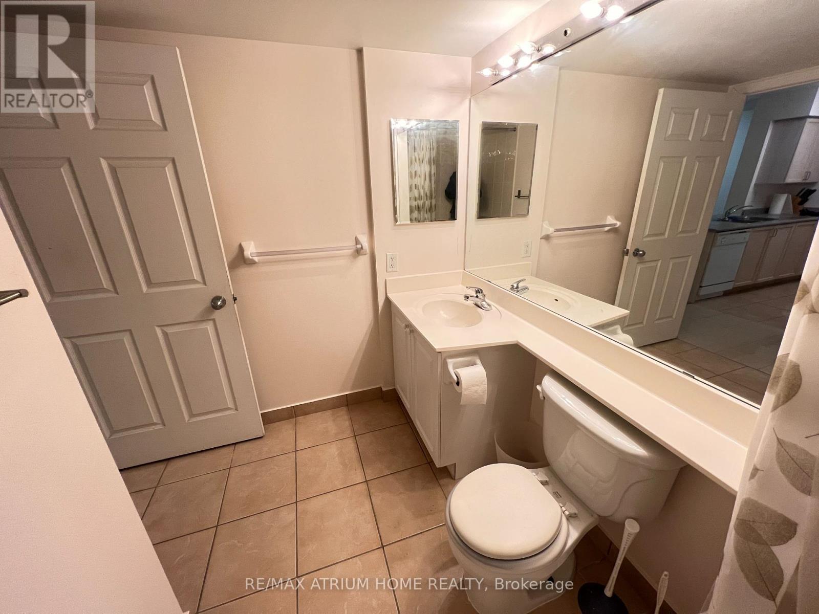 2812 - 155 Beecroft Road, Toronto, Ontario  M2N 7C6 - Photo 24 - C12001006
