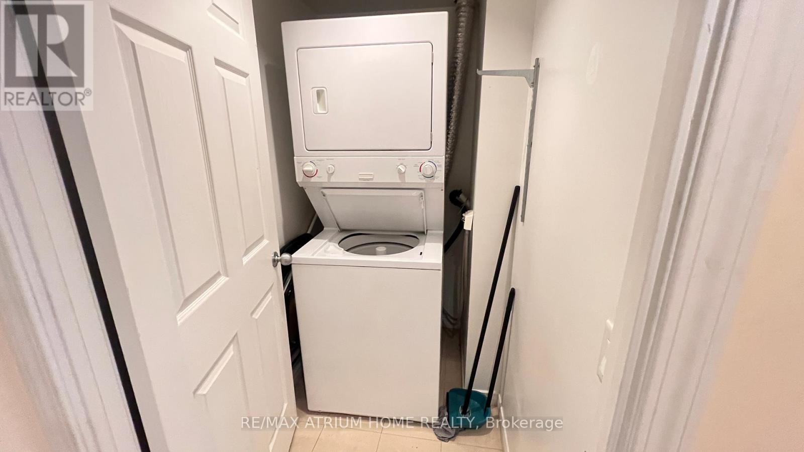 2812 - 155 Beecroft Road, Toronto, Ontario  M2N 7C6 - Photo 26 - C12001006