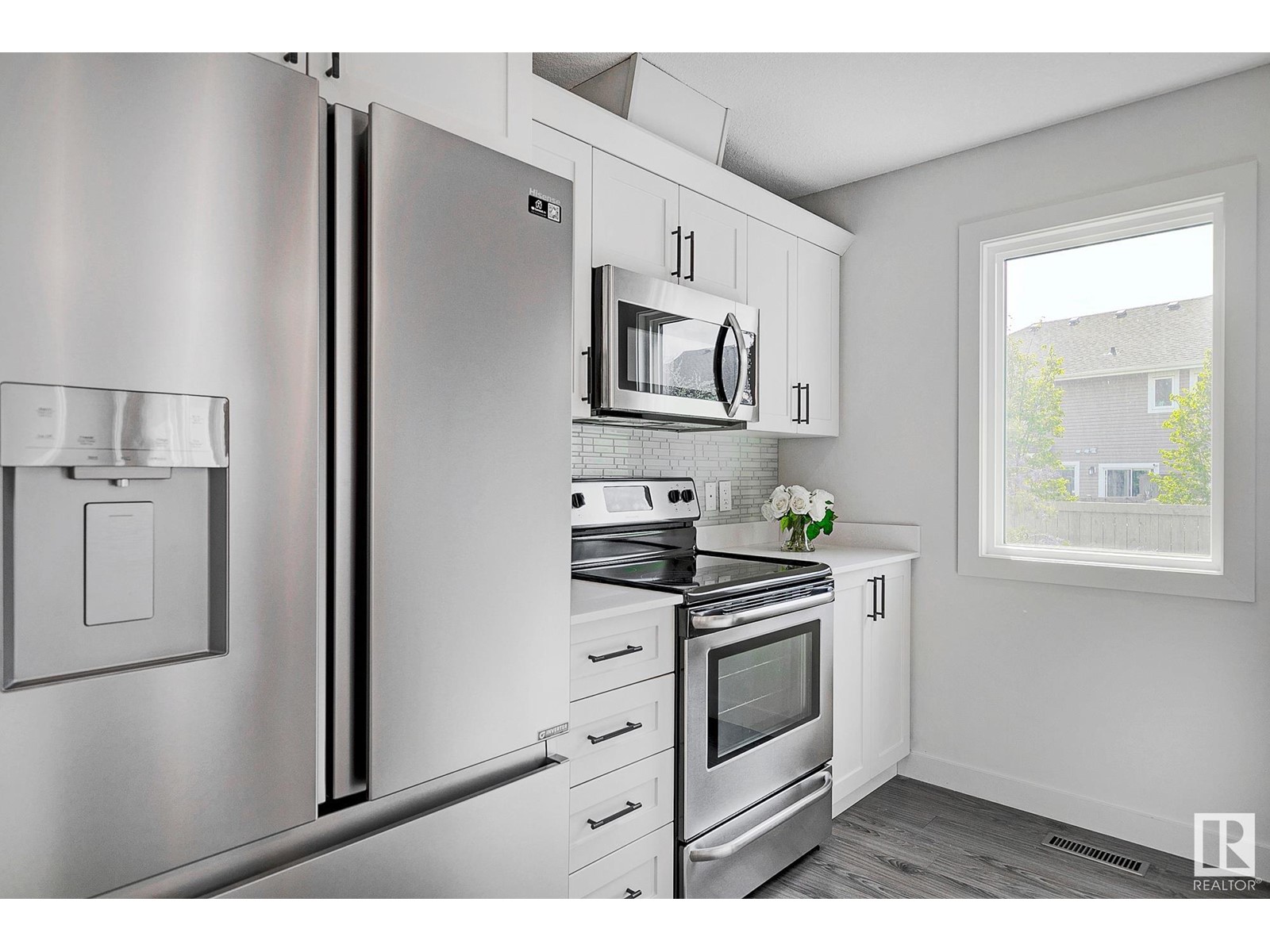 Property at #55 1391 STARLING DR NW image 4