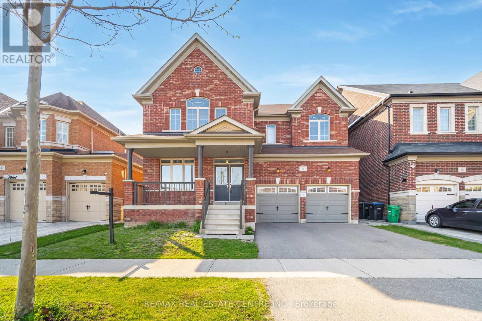 18 Eltesoro Street, Brampton, Ontario  L6P 4J5 - Photo 1 - W12140553