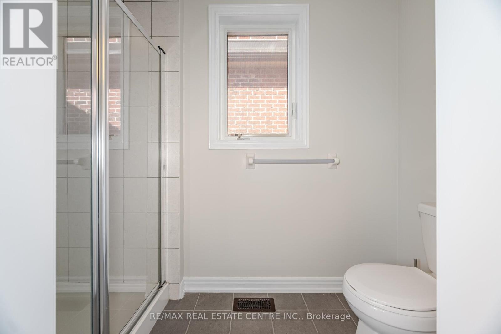 18 Eltesoro Street, Brampton, Ontario  L6P 4J5 - Photo 33 - W12140553