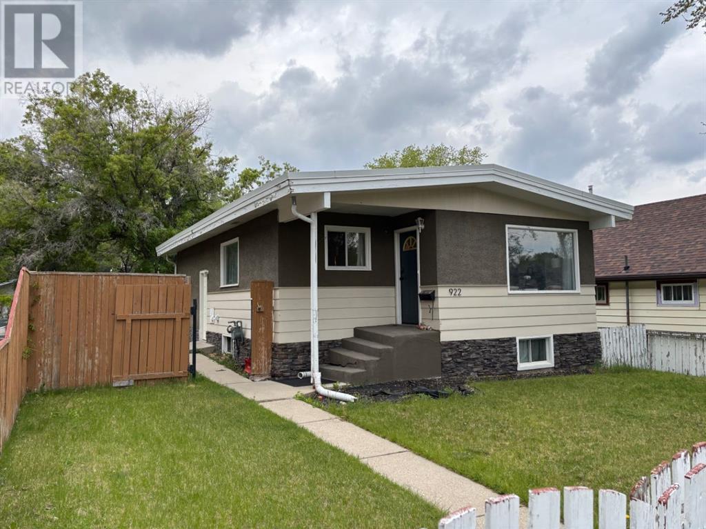 Property at 922 9 Street S image 1