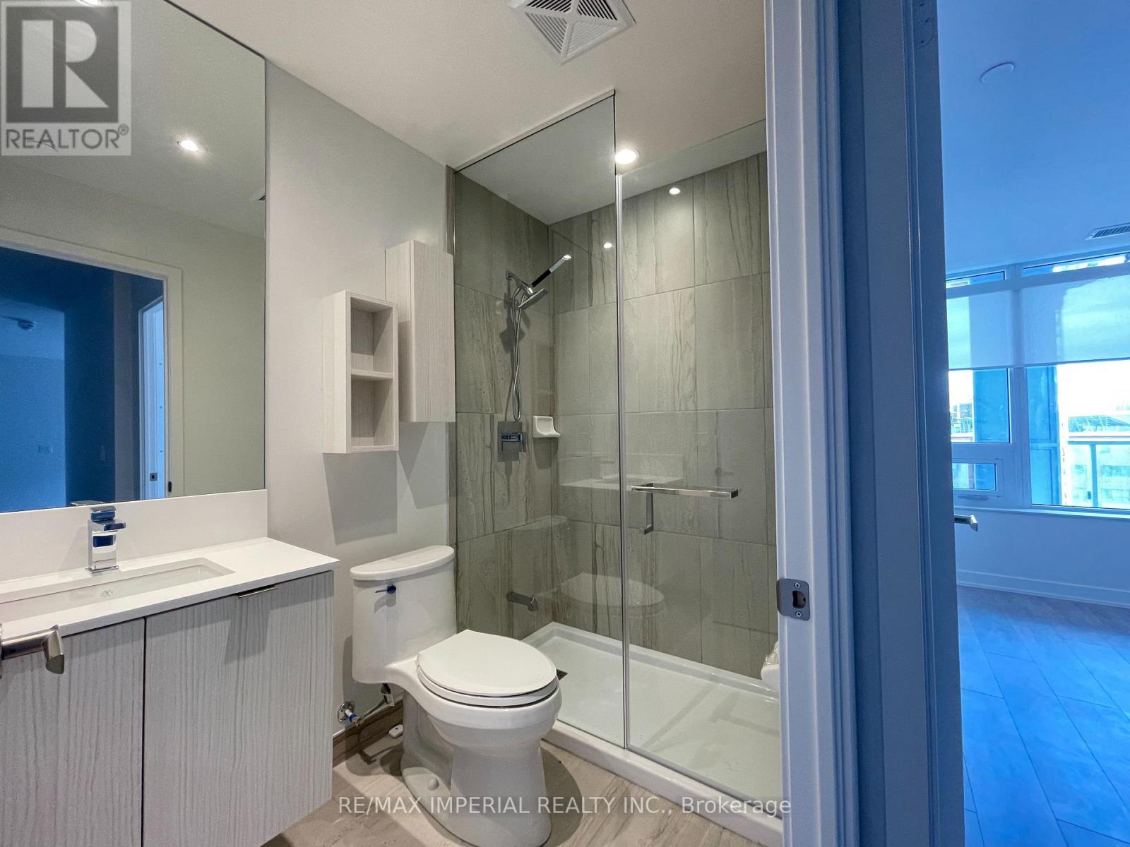 404 - 195 Redpath Avenue, Toronto, Ontario  M4P 0E4 - Photo 9 - C12157275