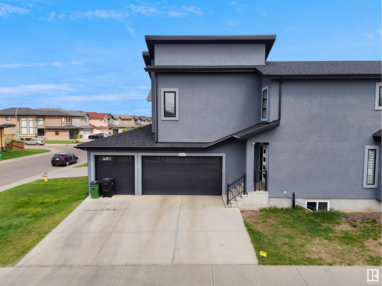 Property at 16711 62 ST NW image 3
