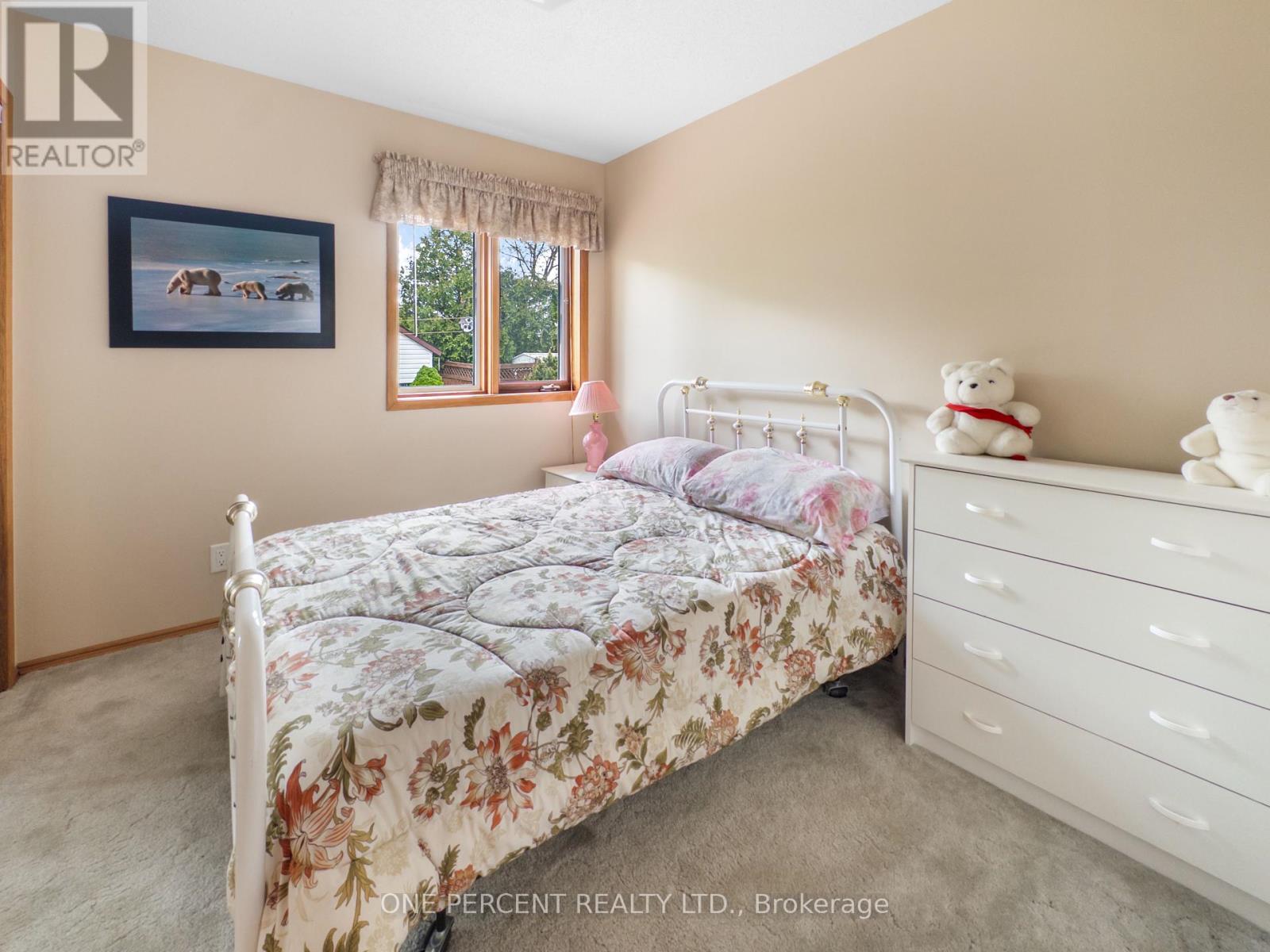 25 Loraine Avenue, Quinte West, Ontario  K8V 6M1 - Photo 15 - X12153714