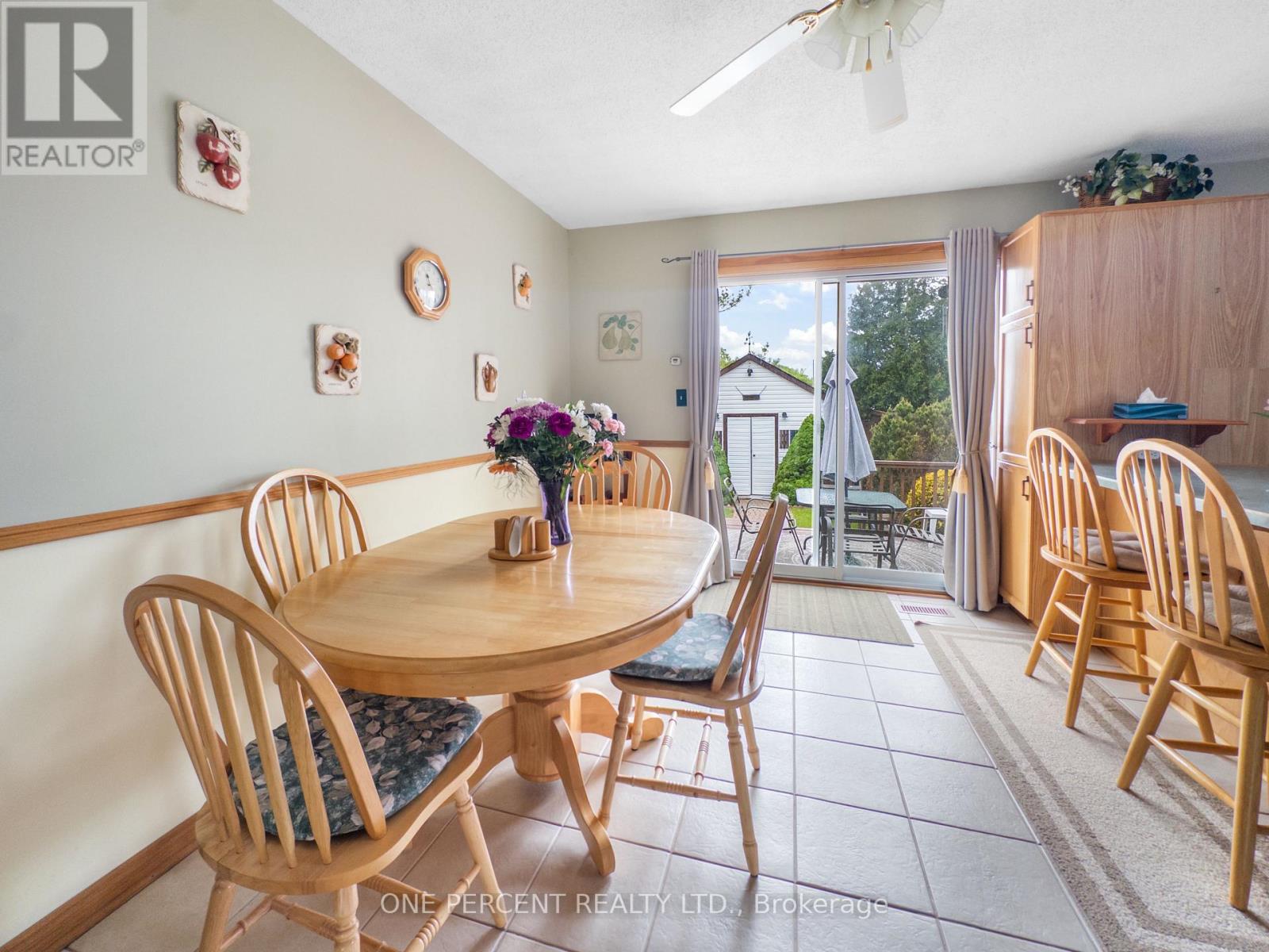 25 Loraine Avenue, Quinte West, Ontario  K8V 6M1 - Photo 7 - X12153714