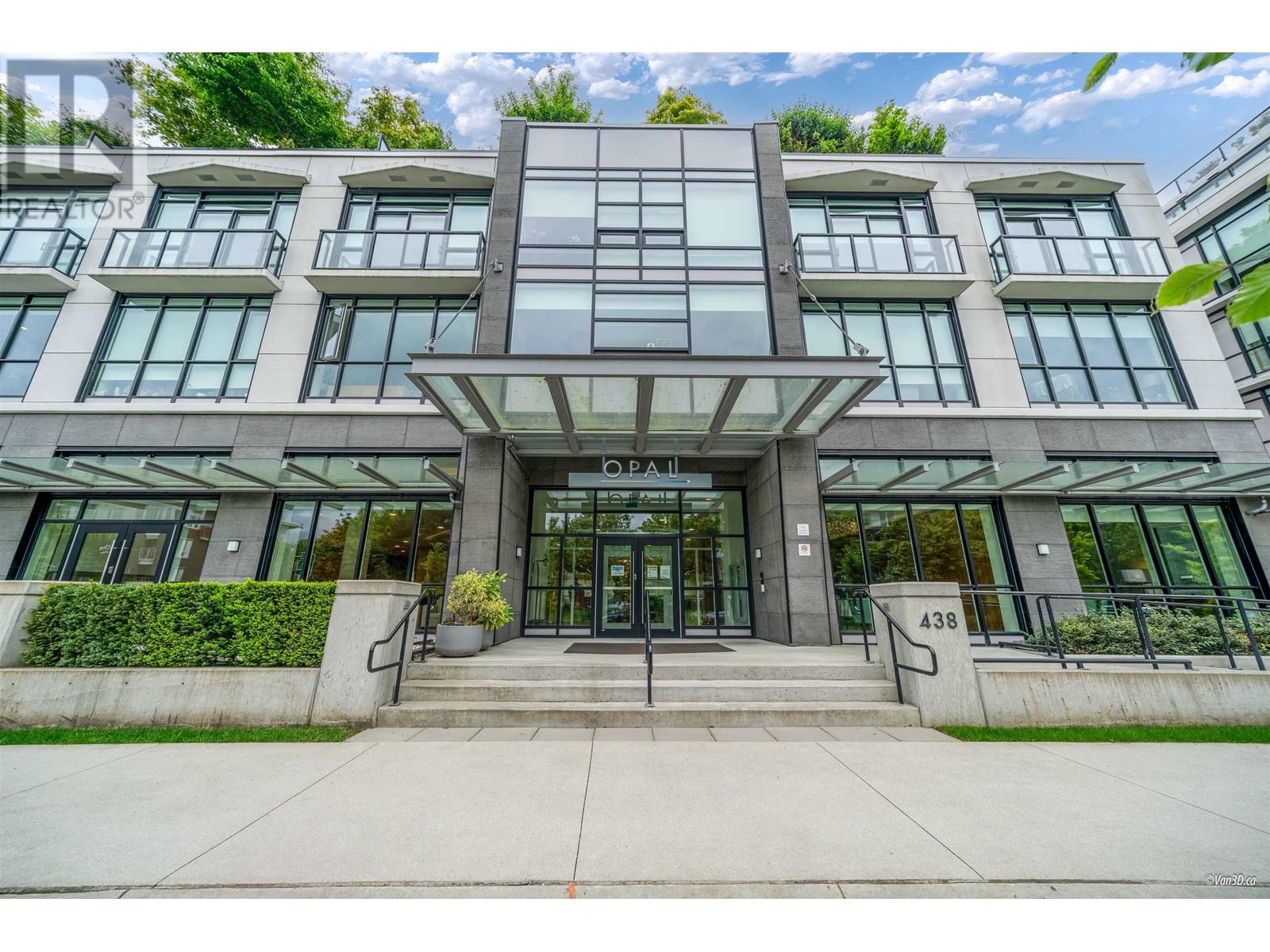 433 438 W KING EDWARD AVENUE, Vancouver, British Columbia