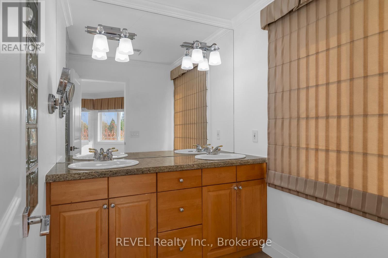 30 Maracay Way, St. Catharines, Ontario  L2W 1C4 - Photo 19 - X12157284