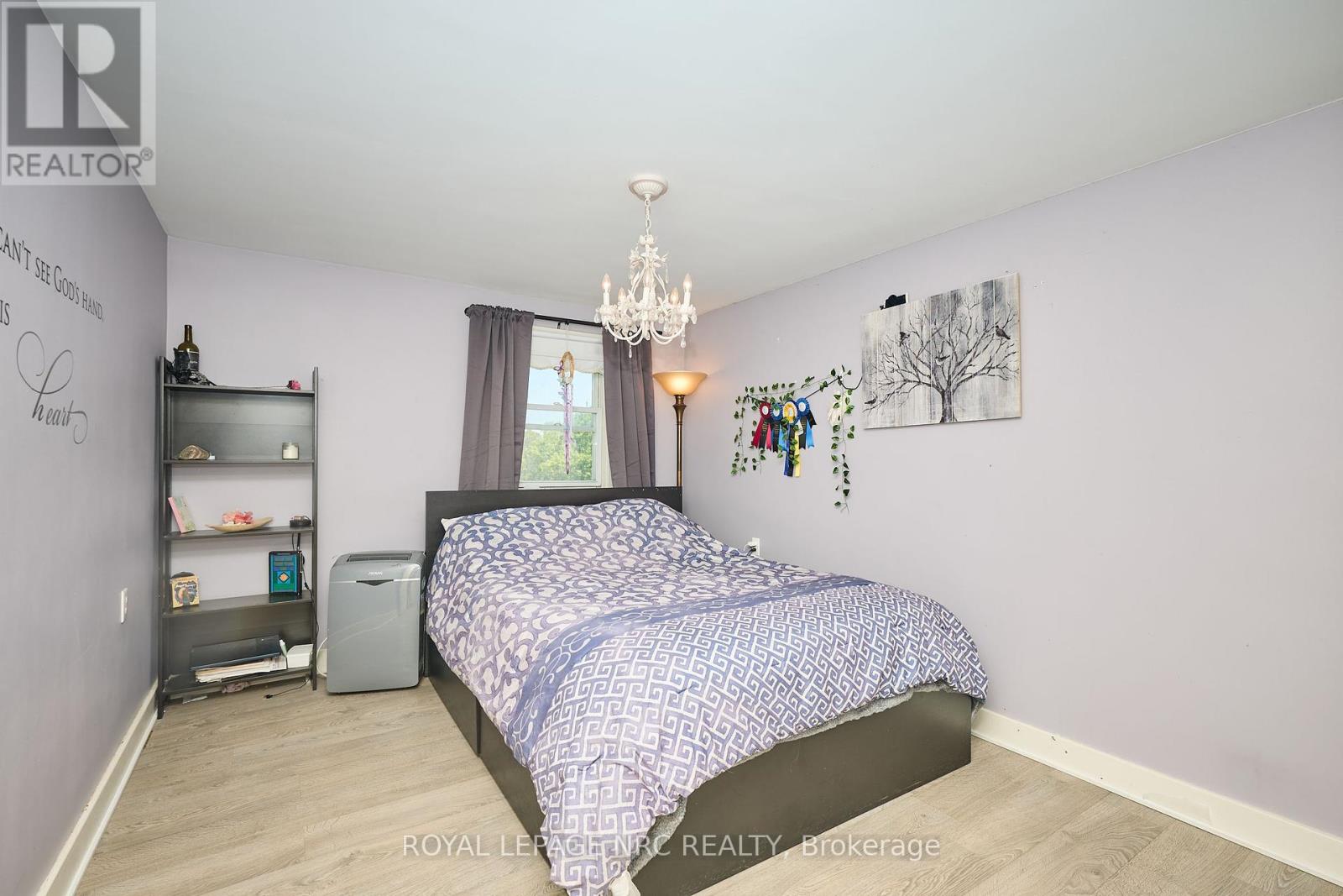 3318 Sinnicks Avenue, Niagara Falls, Ontario  L2J 2G3 - Photo 37 - X12157290