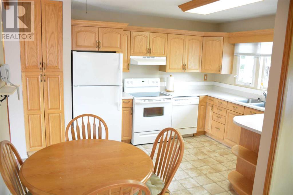 Property at 9618 81 Avenue image 2