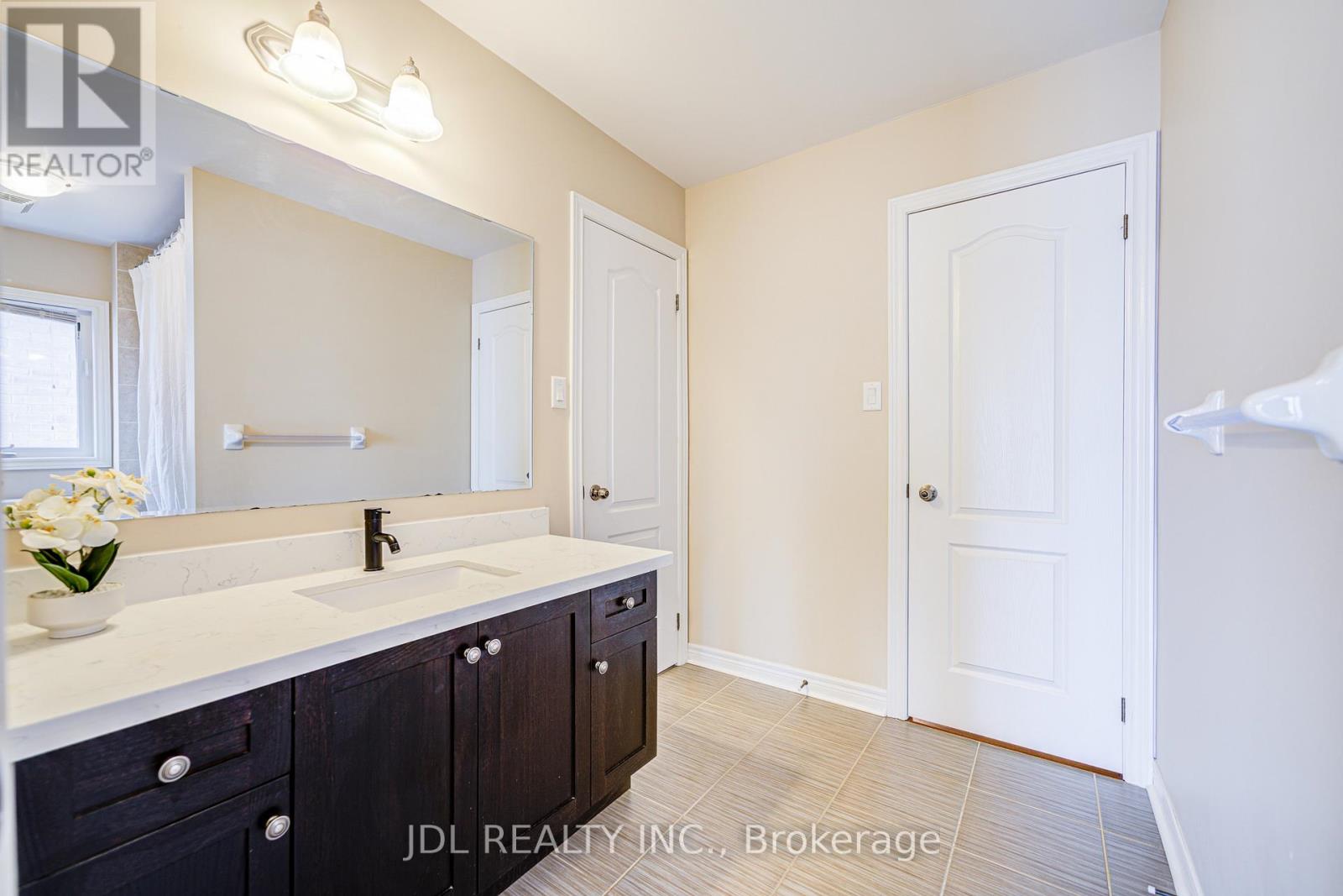 44 Dame Gruev Drive, Markham, Ontario  L6E 0M4 - Photo 28 - N12030520