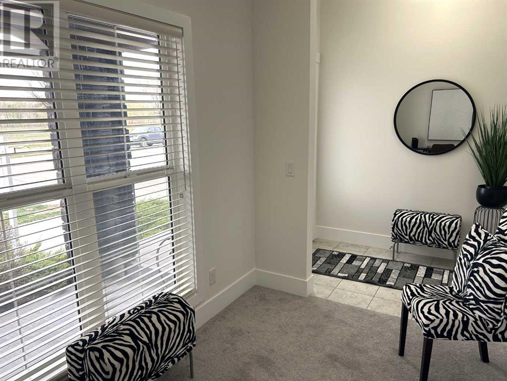 Property at 452 Quarry Way SE image 3