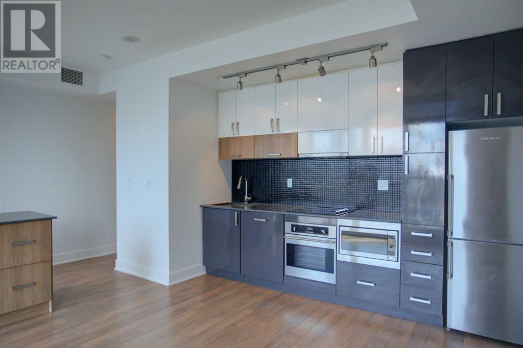 Property at 1001, 550 Riverfront Avenue SE image 5