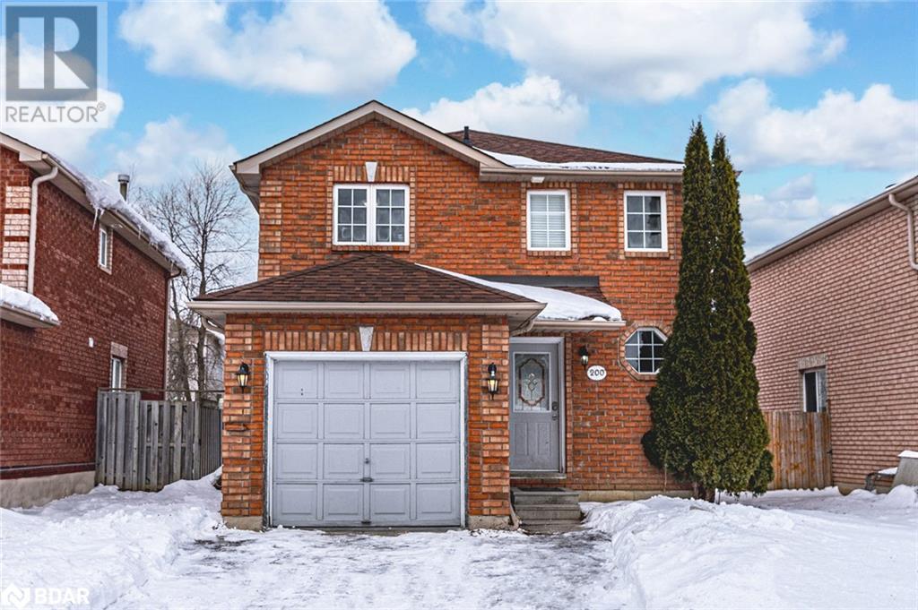 200 DUNSMORE Lane, barrie, Ontario