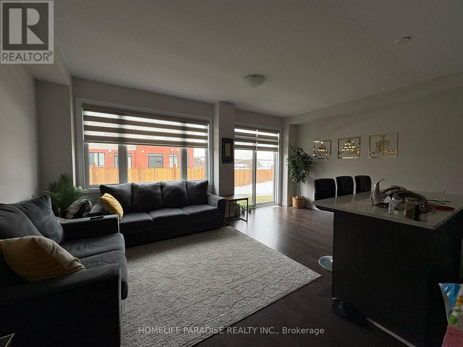 2 - 15 Blacklock Street W, Cambridge, Ontario  N1S 0E6 - Photo 6 - X12157306