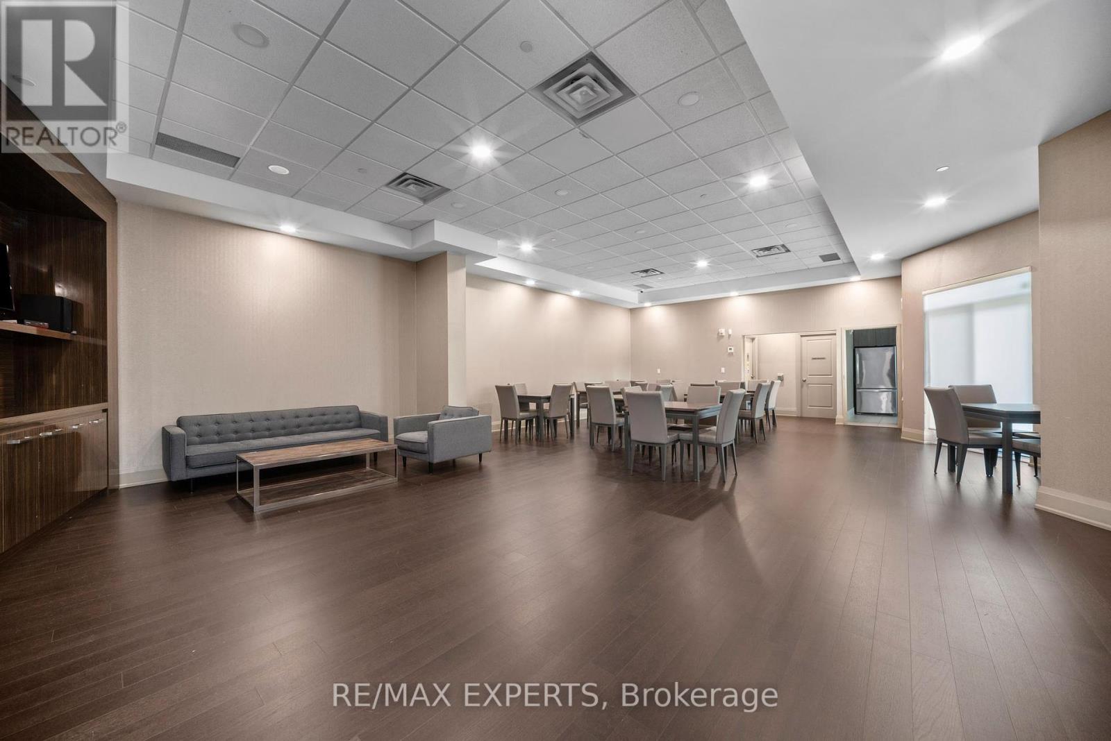 328 - 86 Woodbridge Avenue, Vaughan, Ontario  L4L 0E4 - Photo 24 - N12157325