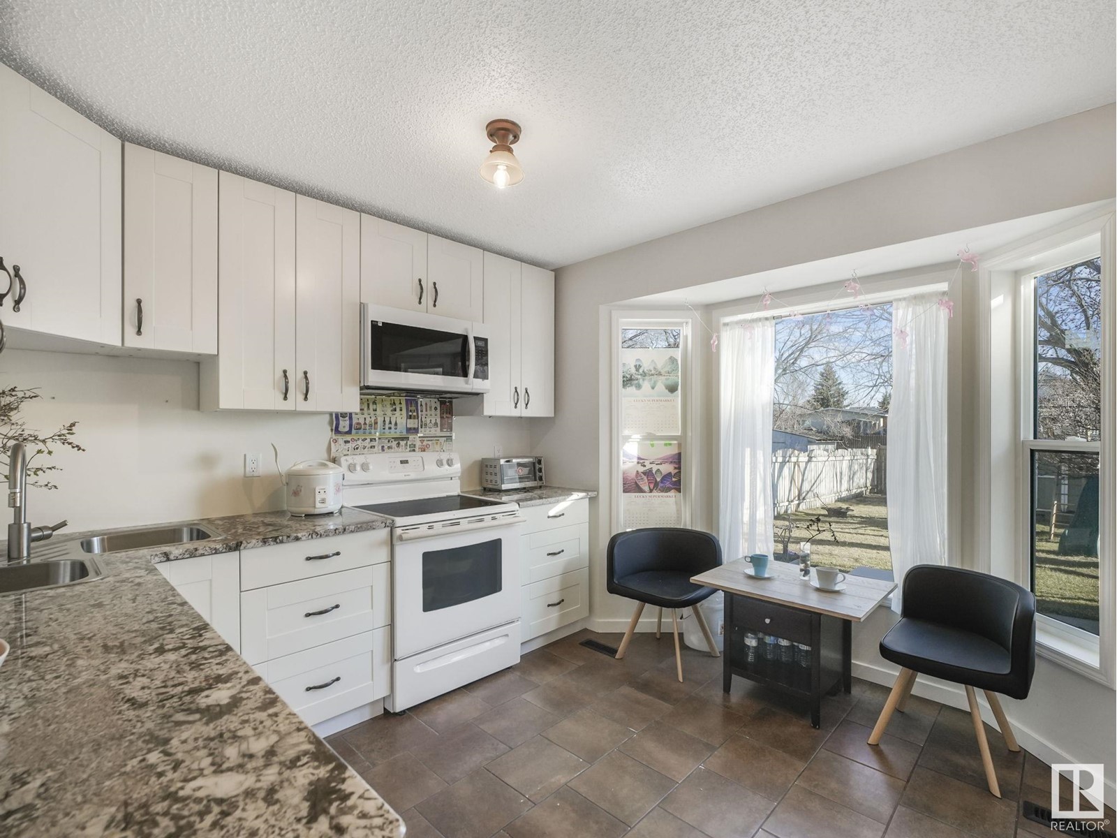 Property at 8337 156 AV NW image 1