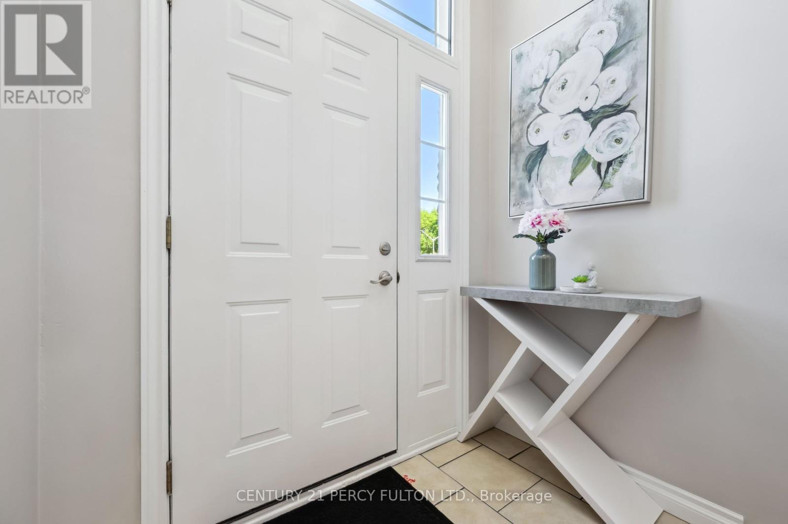 Property at 595 NORTHGATE AVENUE image 4