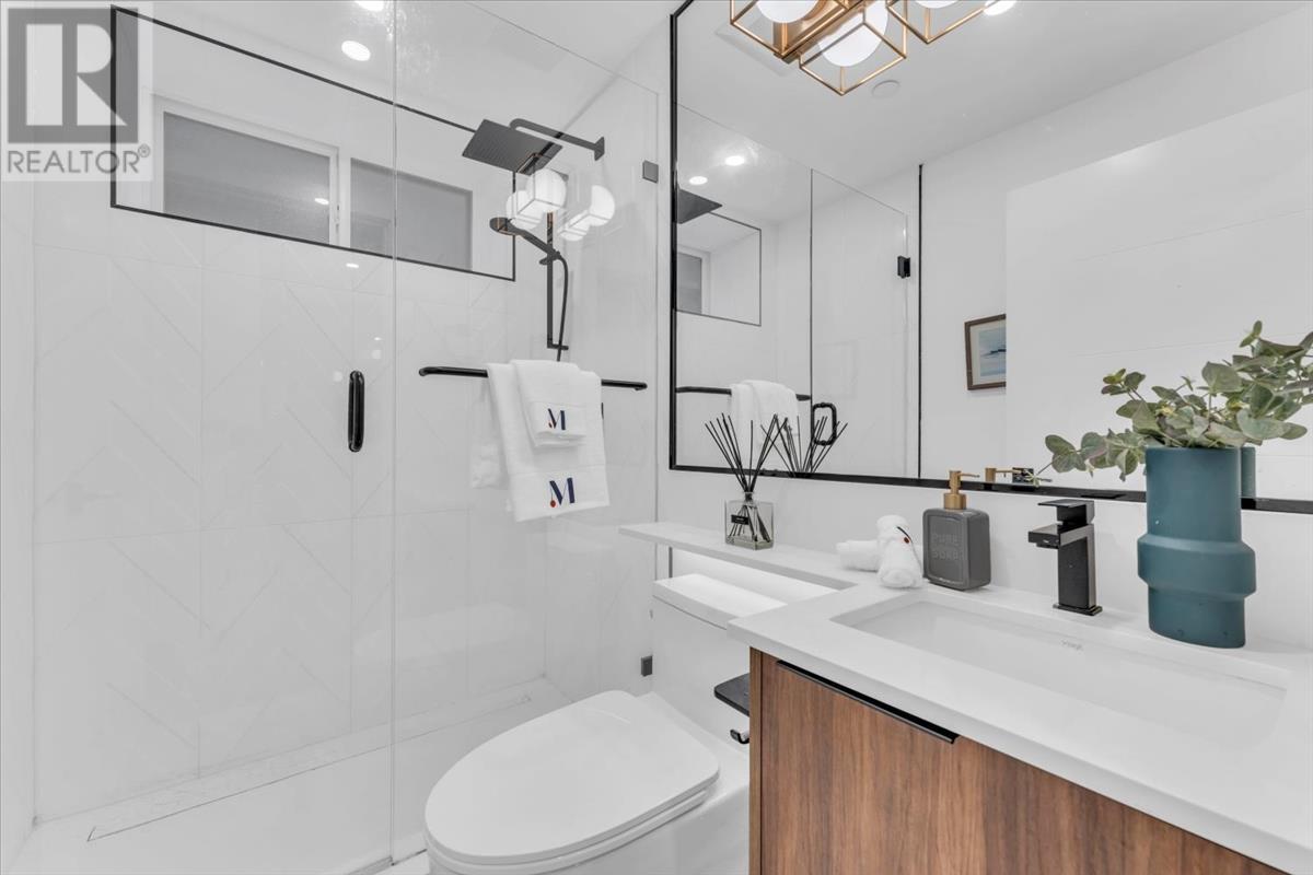 Listing Picture 18 of 28 : 3255 W KING EDWARD AVENUE, Vancouver / 溫哥華 - 魯藝地產 Yvonne Lu Group - MLS Medallion Club Member