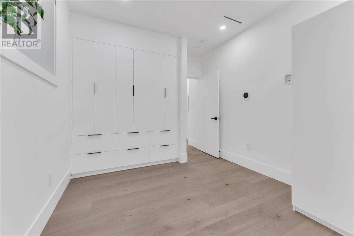 Listing Picture 9 of 28 : 3255 W KING EDWARD AVENUE, Vancouver / 溫哥華 - 魯藝地產 Yvonne Lu Group - MLS Medallion Club Member