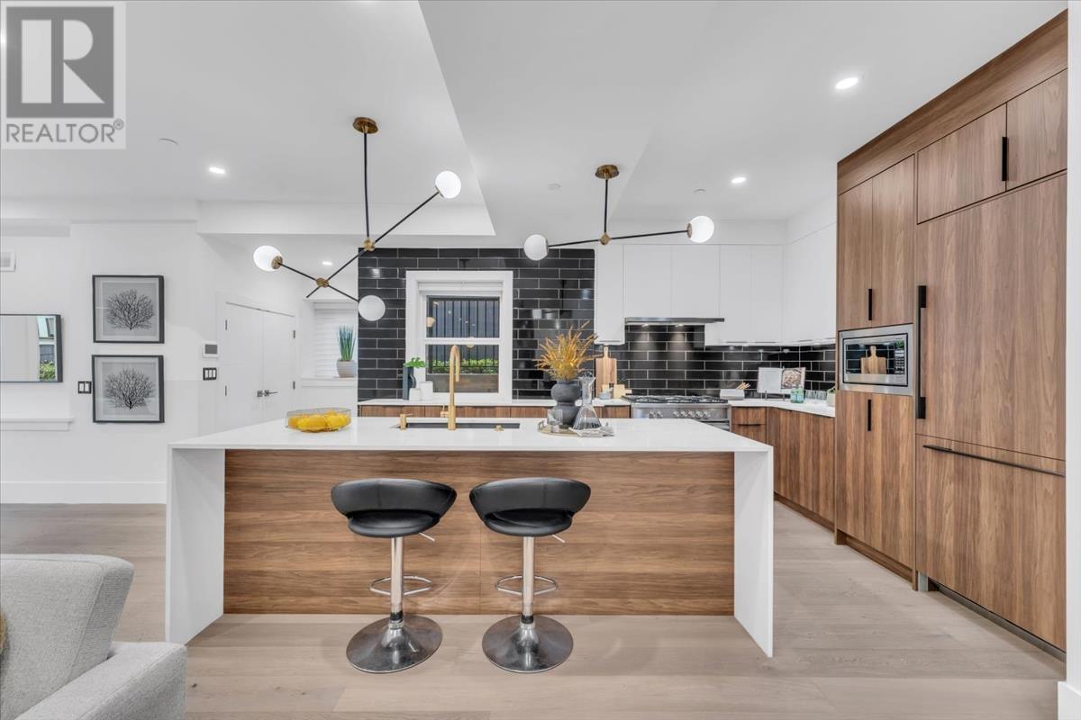 Listing Picture 7 of 28 : 3255 W KING EDWARD AVENUE, Vancouver / 溫哥華 - 魯藝地產 Yvonne Lu Group - MLS Medallion Club Member