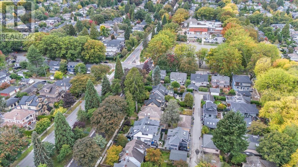 Listing Picture 26 of 28 : 3255 W KING EDWARD AVENUE, Vancouver / 溫哥華 - 魯藝地產 Yvonne Lu Group - MLS Medallion Club Member