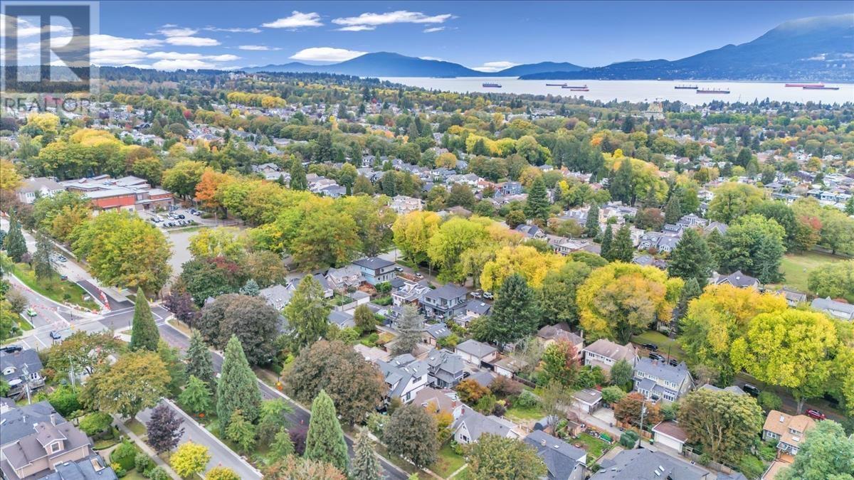 Listing Picture 27 of 28 : 3255 W KING EDWARD AVENUE, Vancouver / 溫哥華 - 魯藝地產 Yvonne Lu Group - MLS Medallion Club Member