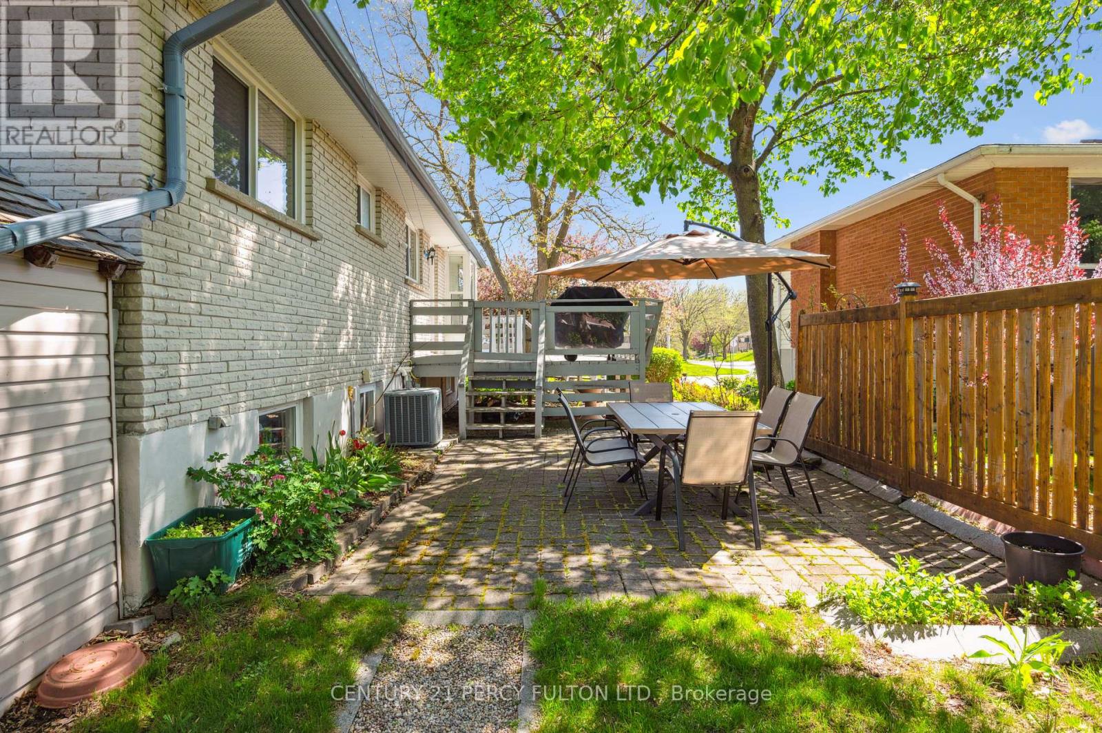 595 Northgate Avenue, Waterloo, Ontario  N2L 4R1 - Photo 31 - X12157331