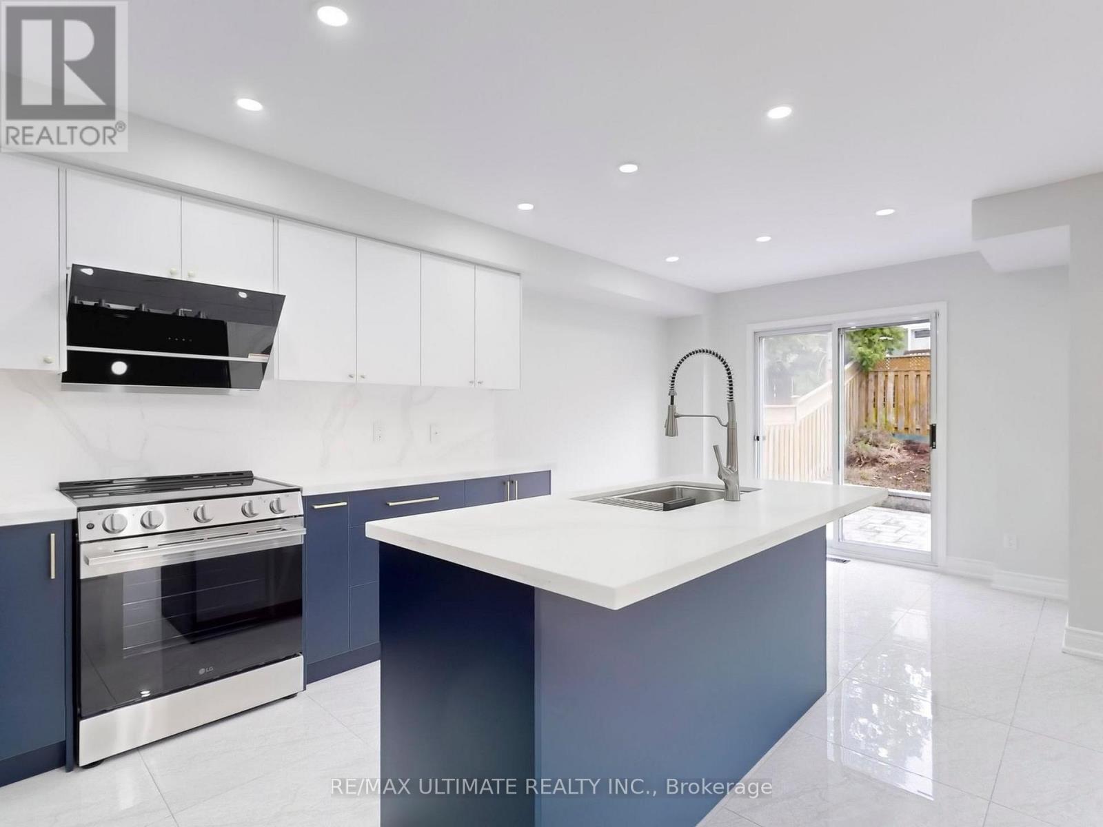 143 Halterwood Circle, Markham, Ontario  L3P 7T2 - Photo 6 - N12157342