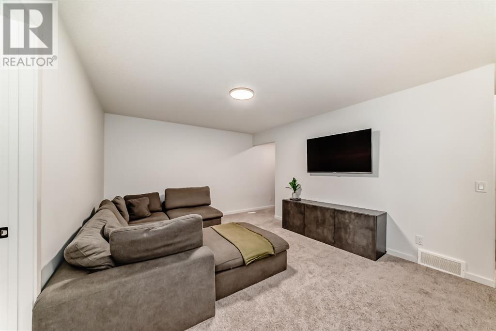 38 Lavender Drive Se, Calgary, Alberta  T3S 0C4 - Photo 28 - A2222340