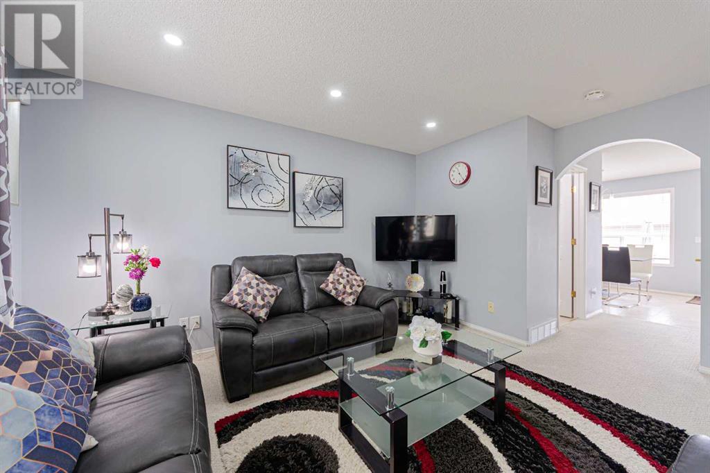 11 Taravista Gardens Ne, Calgary, Alberta  T3J 4K8 - Photo 8 - A2220371