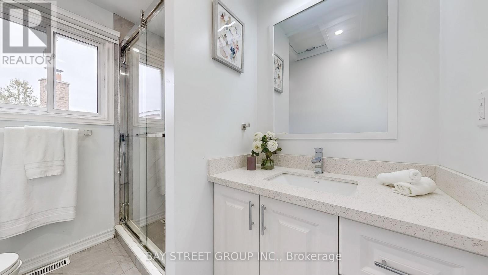 14 Barrow Court, Whitby, Ontario  L1P 1E4 - Photo 24 - E12126530