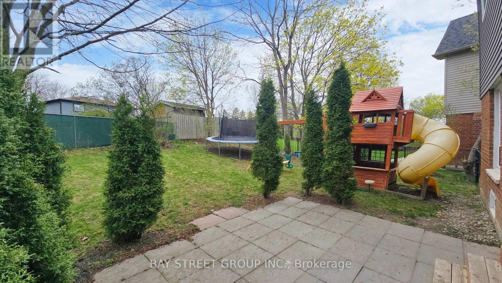 14 Barrow Court, Whitby, Ontario  L1P 1E4 - Photo 40 - E12126530