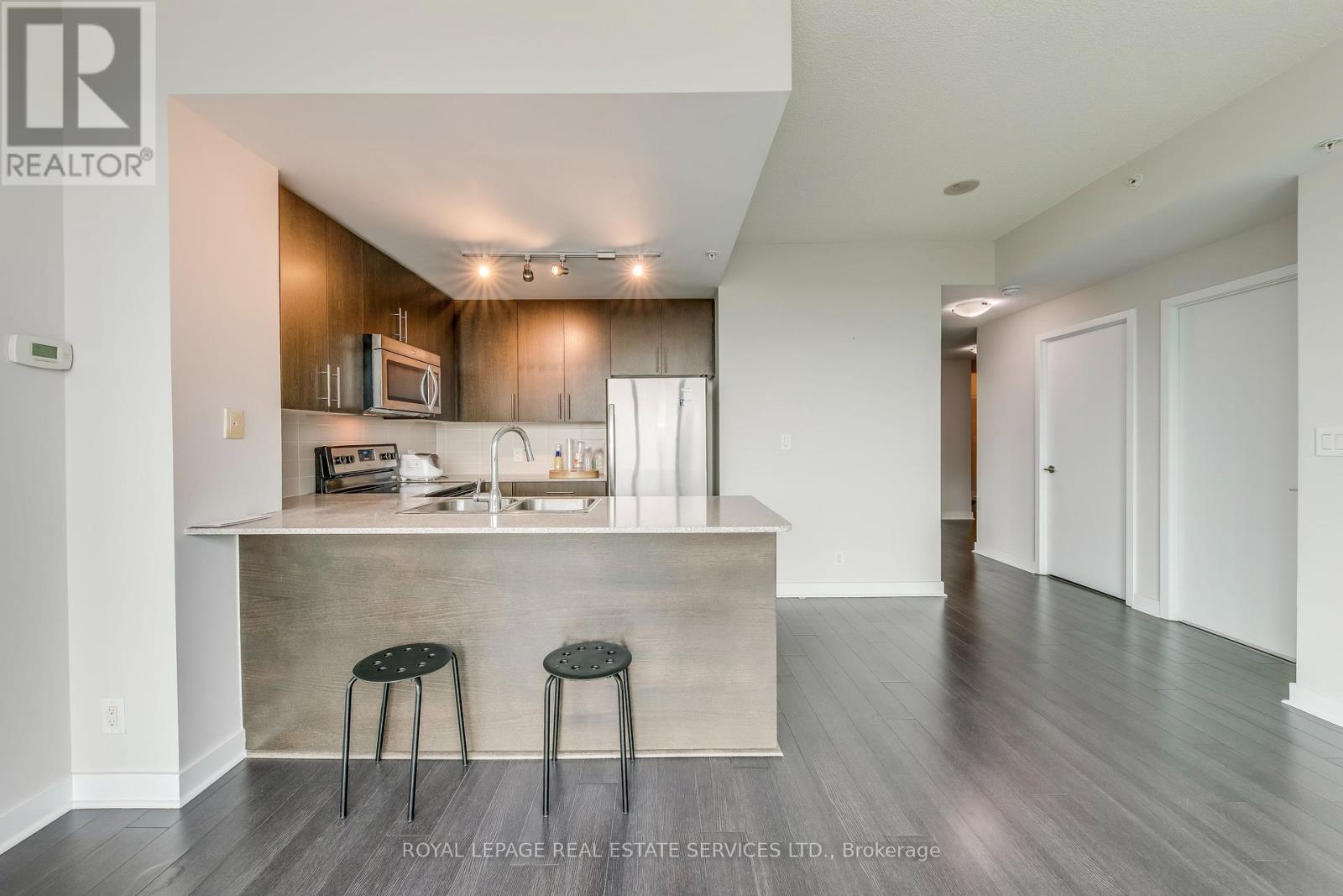 2608 - 3985 Grand Park Drive, Mississauga (City Centre), Ontario  L5B 0H8 - Photo 11 - W12157361