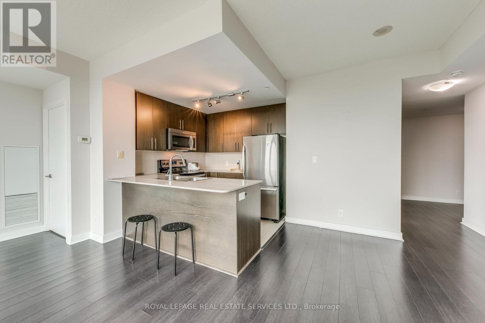 2608 - 3985 Grand Park Drive, Mississauga (City Centre), Ontario  L5B 0H8 - Photo 12 - W12157361