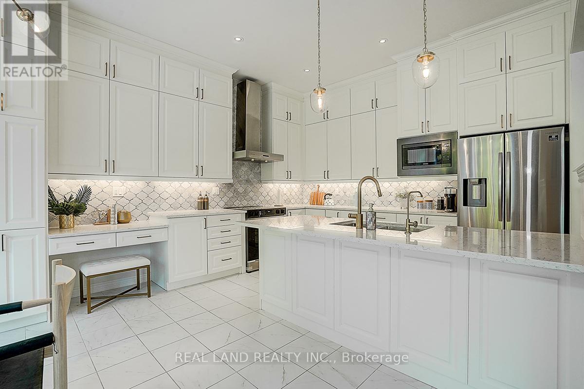 111 Auckland Drive, Whitby, Ontario  L1P 0J4 - Photo 21 - E12157314