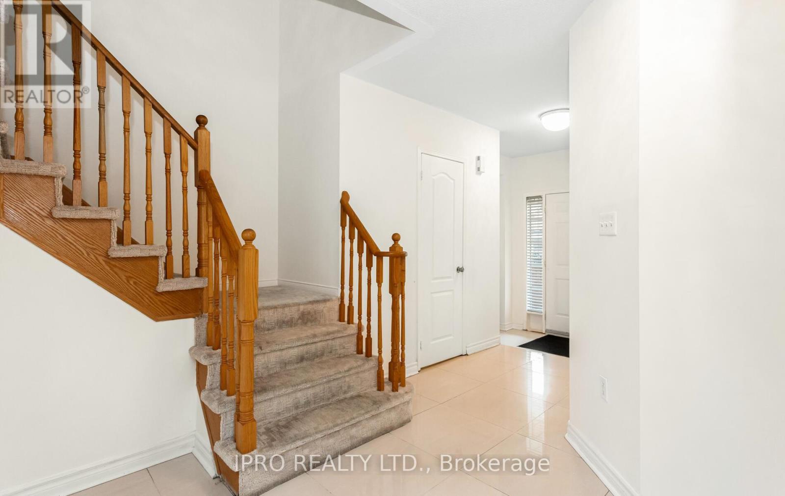 6150 Windfleet Crescent, Mississauga, Ontario  L5V 2Z6 - Photo 20 - W12156146