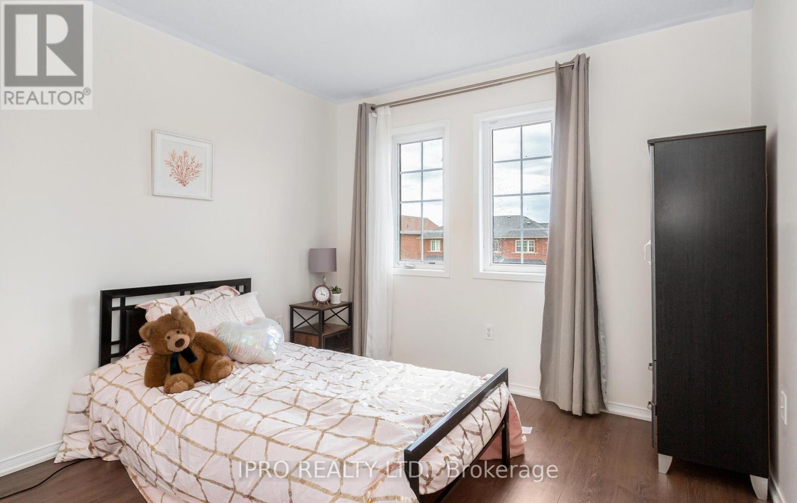6150 Windfleet Crescent, Mississauga, Ontario  L5V 2Z6 - Photo 34 - W12156146