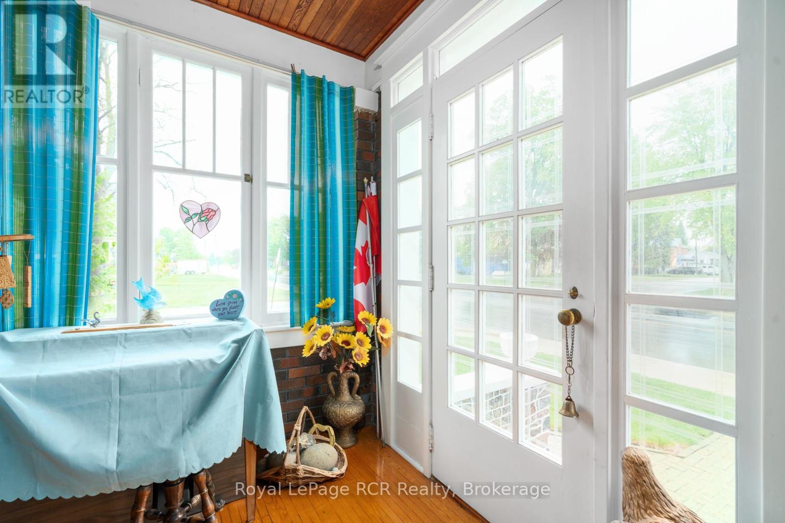 57 Elora Street N, Minto, Ontario  N0G 1M0 - Photo 8 - X12157378