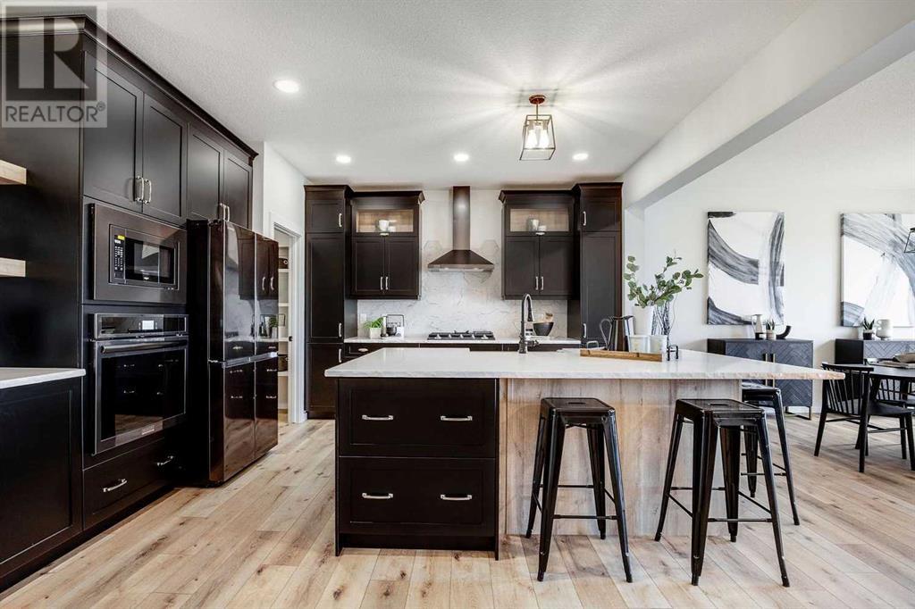 Property at 55 Versant Way SW image 4
