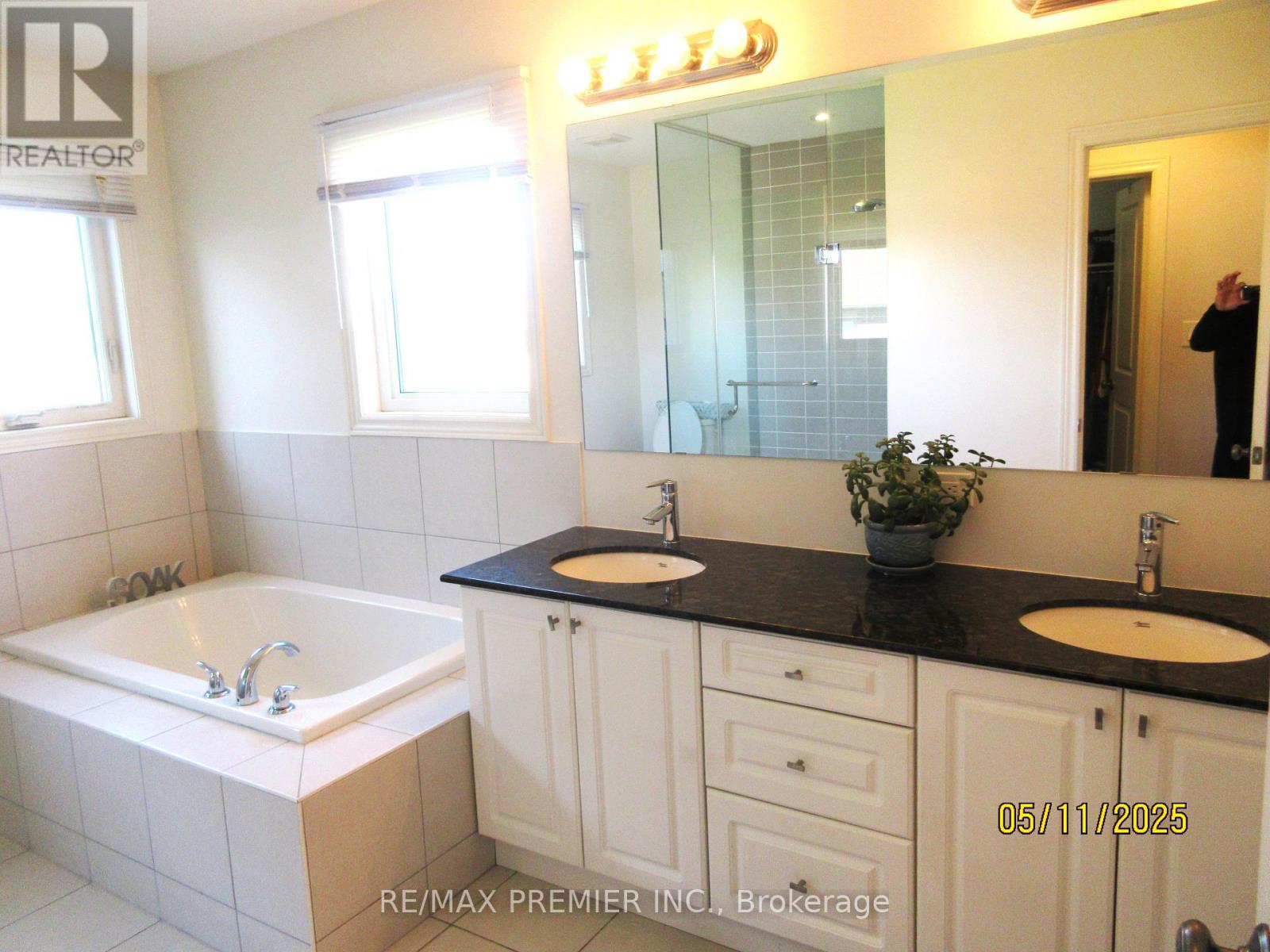 66 Owens Road, New Tecumseth, Ontario  L9R 0T9 - Photo 9 - N12145537